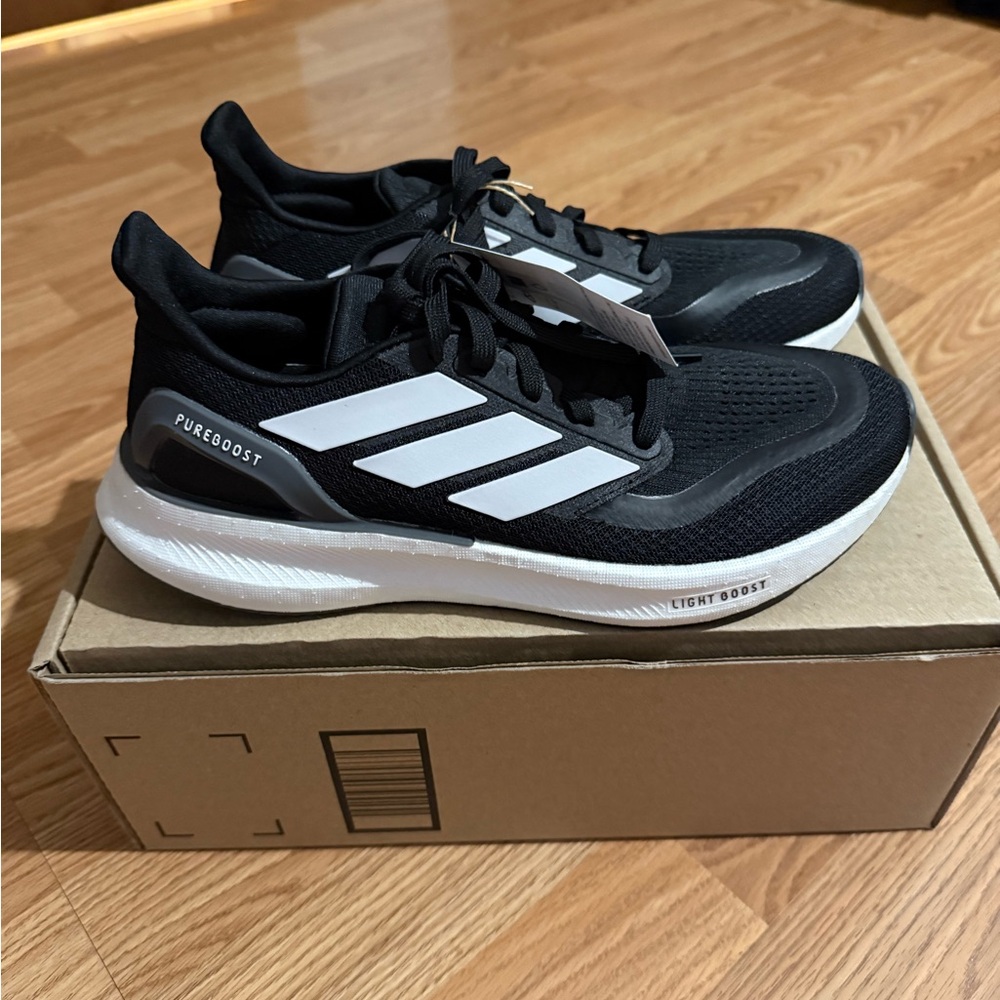Adidas Pureboost women’s 8 NEW